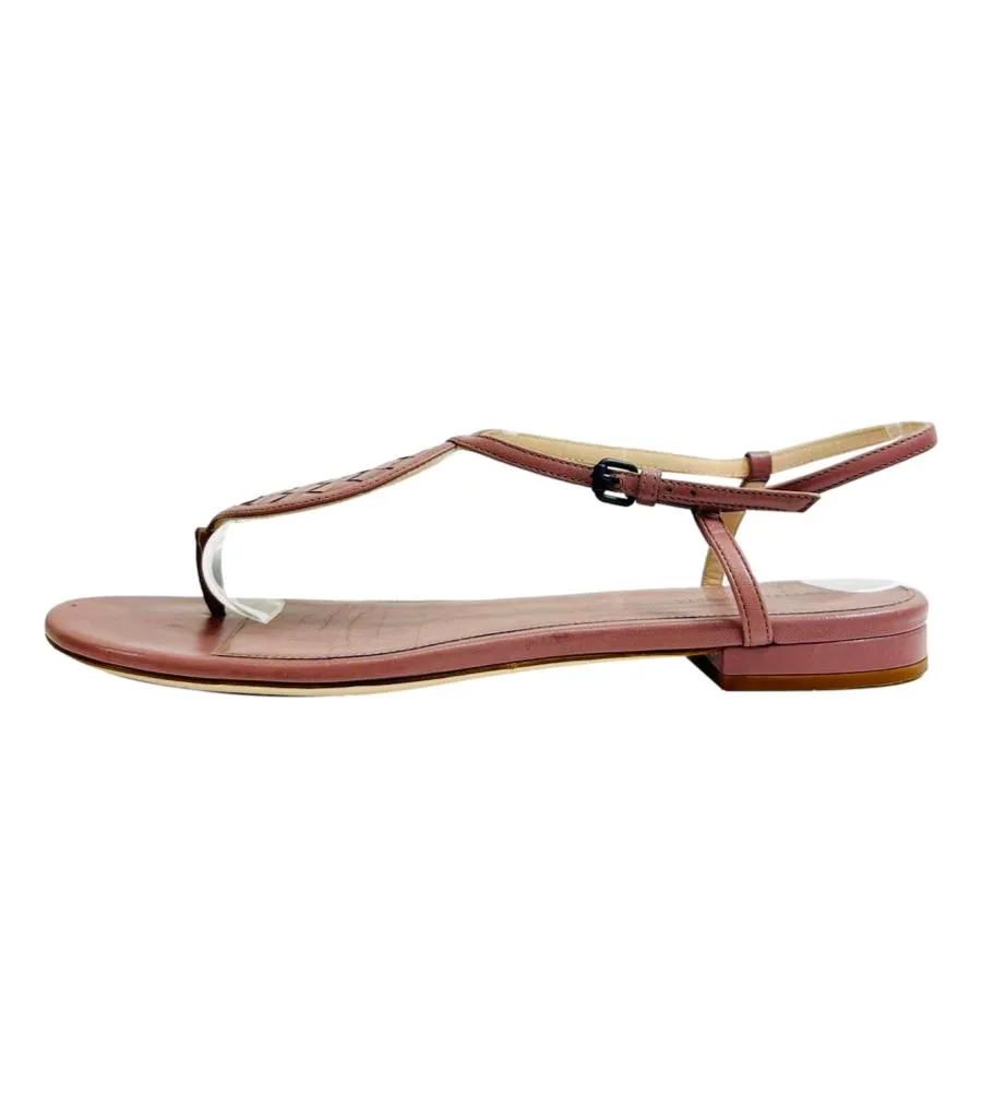 Bottega Leather Intrecciato Thong Sandals. Size 40